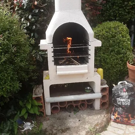 Pod - Sleeps 2 - Jacuzzi - Parking - Garden